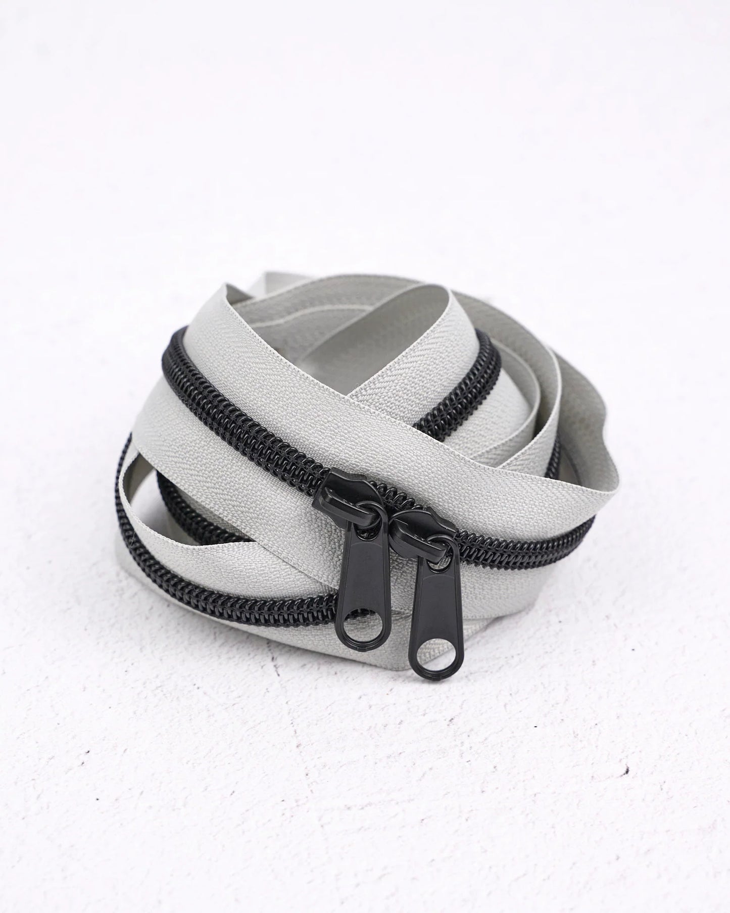 Handbag Zipper || Renaissance Ribbon || Smoke