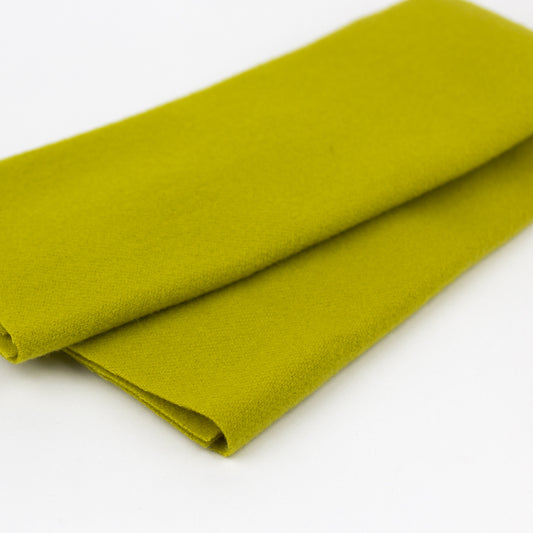Sue Spargo Wool Fabric - Artichoke Heart - Fat 1/8th
