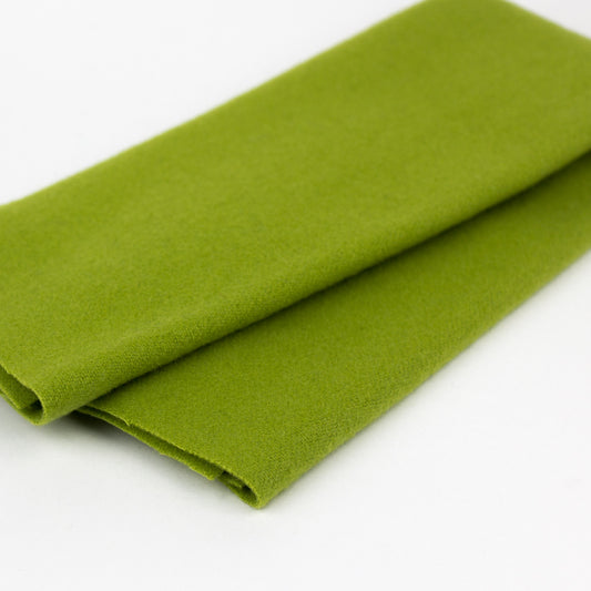 Sue Spargo Wool Fabric - Avocado - Fat 1/8th