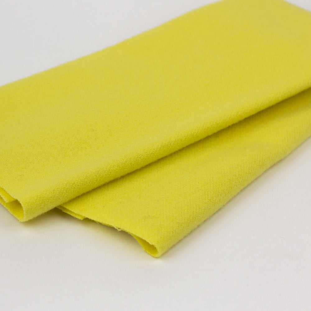Sue Spargo Wool Fabric - Golden Wheat - Fat 1/8th