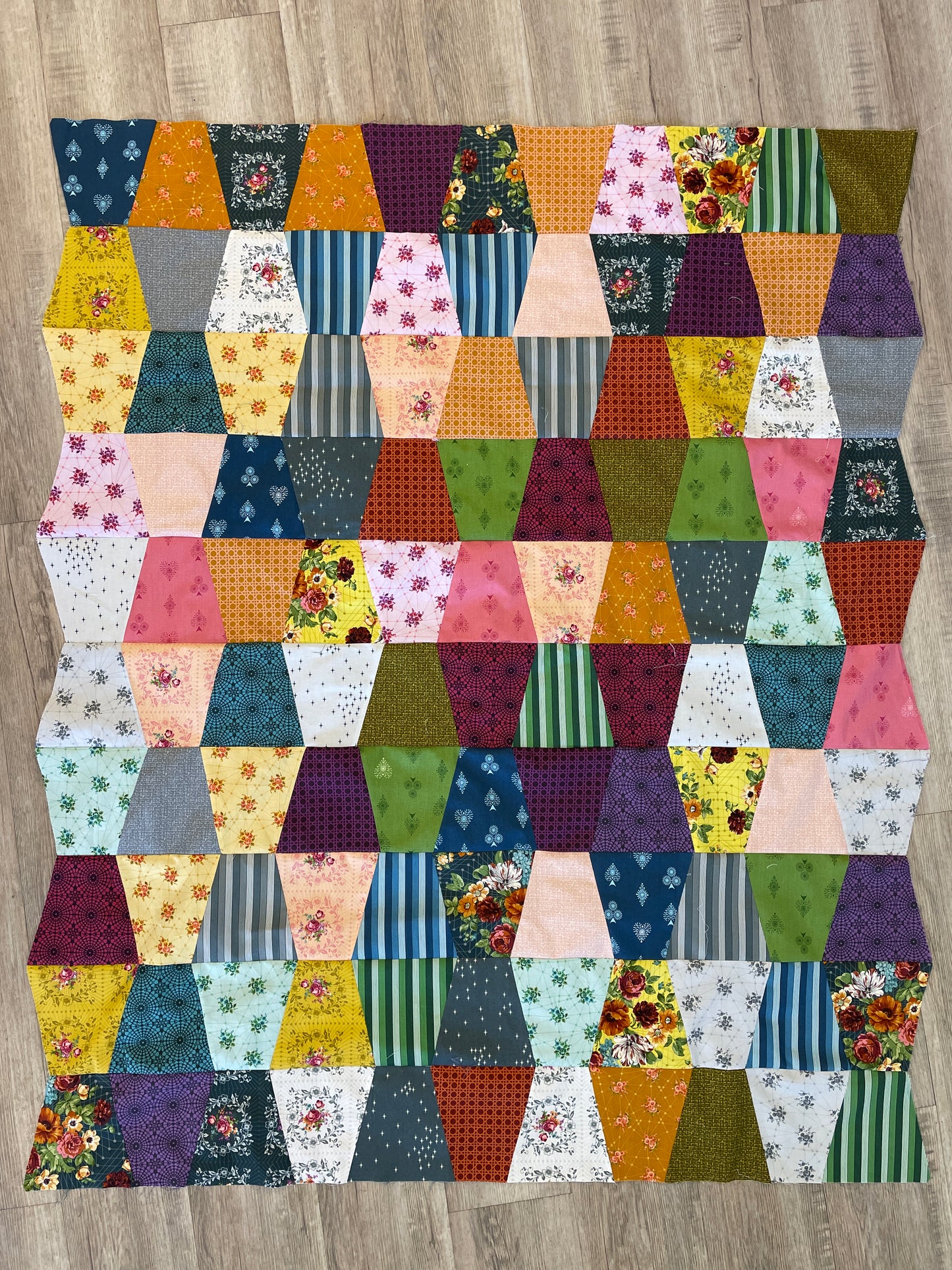 Nonna by Giucy Giuce Tumblers Quilt Kit - QFTH Exclusive - 112 Tumblers