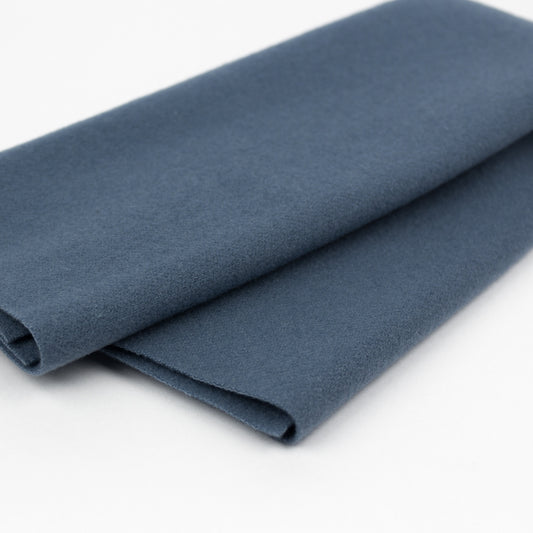 Sue Spargo Wool Fabric - Peacock - Fat 1/8th