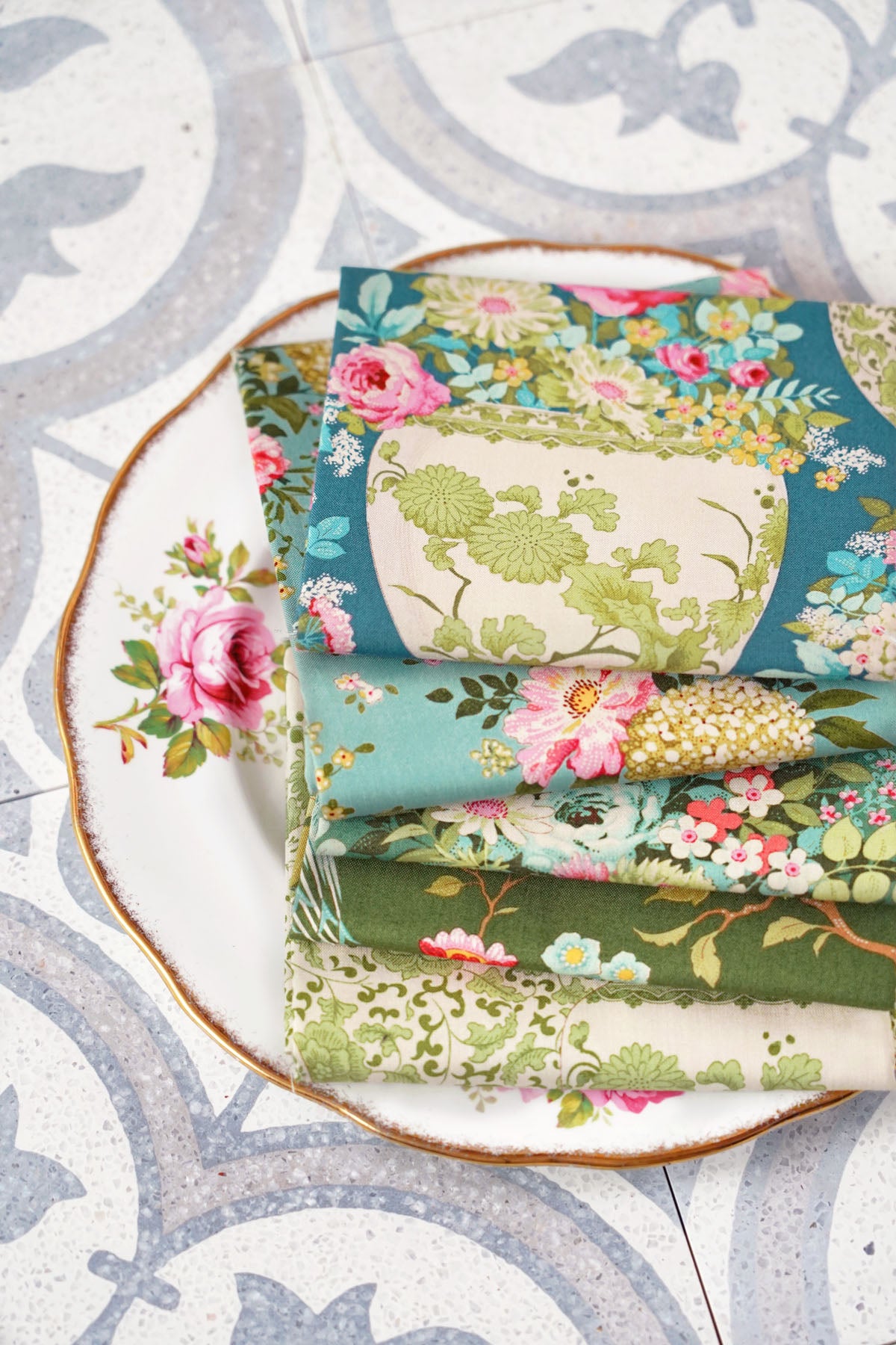 Chic Escape by Tilda - Flower Vase Petrol