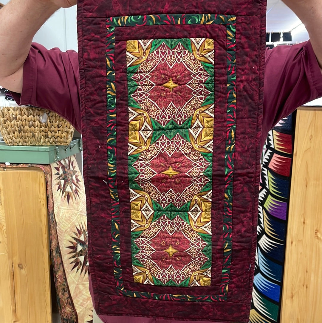 Christmas Kaleidoscope Table Runner