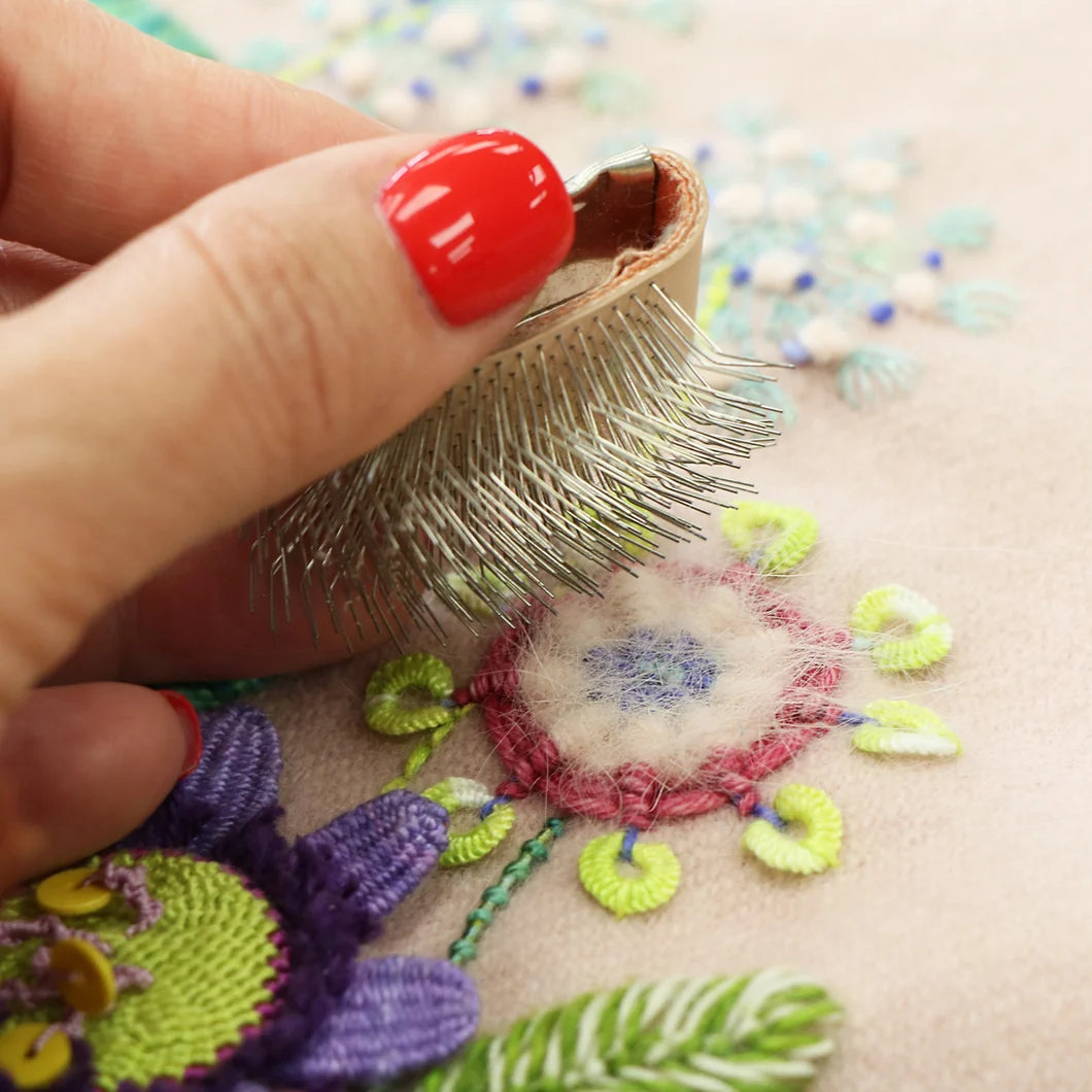 Bunka Brush || Sue Spargo