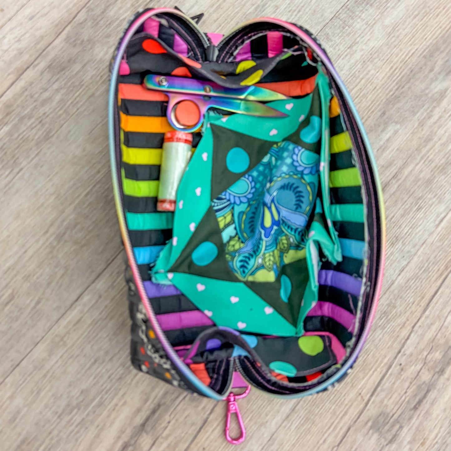 Drop Zone Zippered Tray Kit || By Annie + Tula Pink Graywork