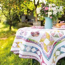 Alice's Wonderland Sampler Quilt Book