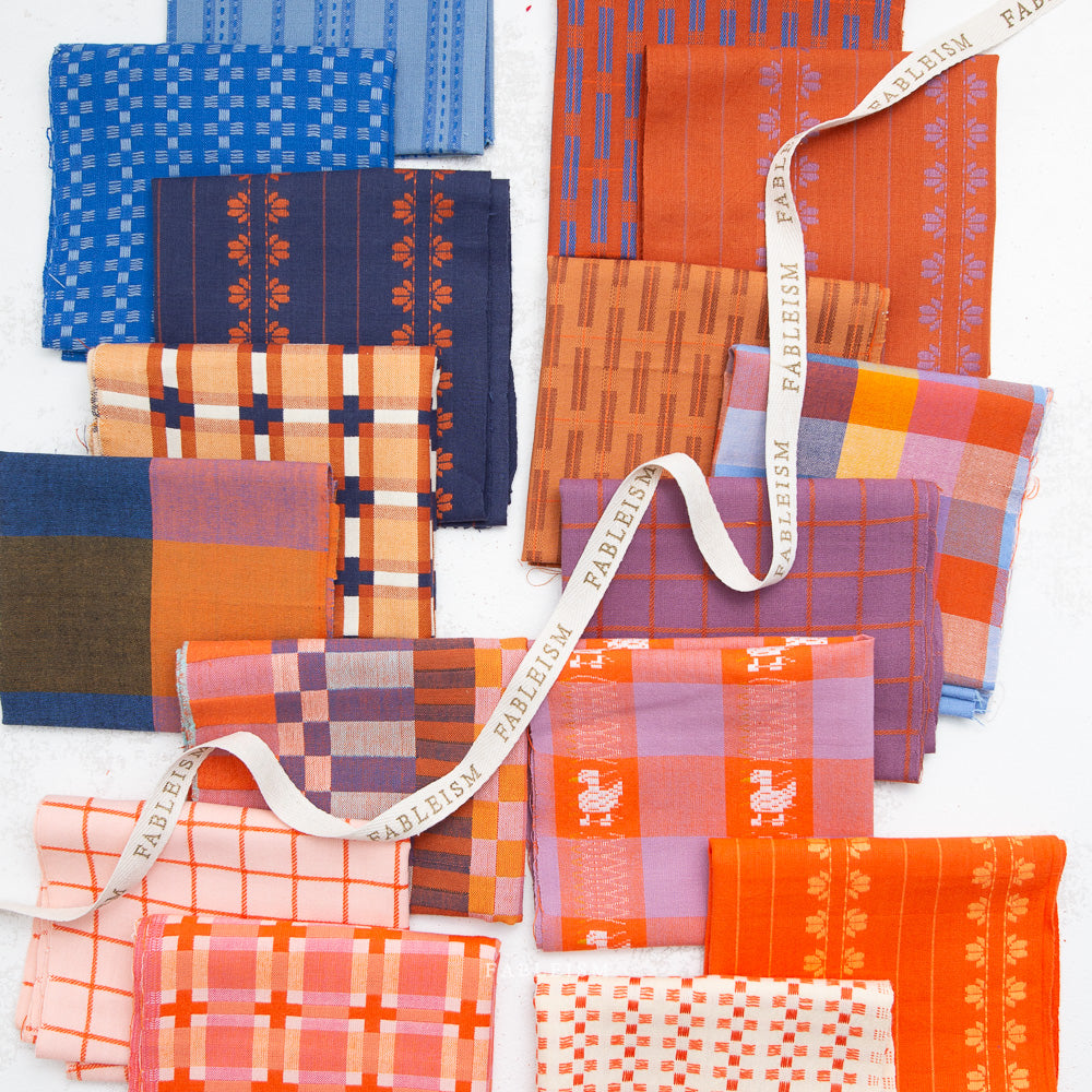 Fine and Dandy 16 Fat Quarter Bundle