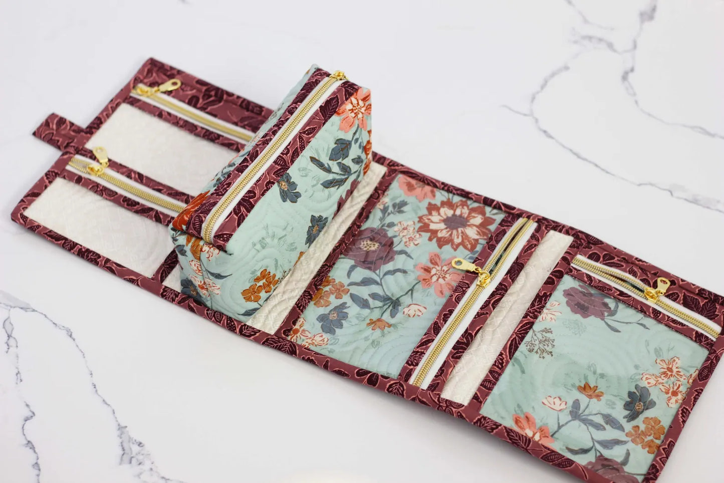 Nightingale Zipper Case || Centre Street Quilts