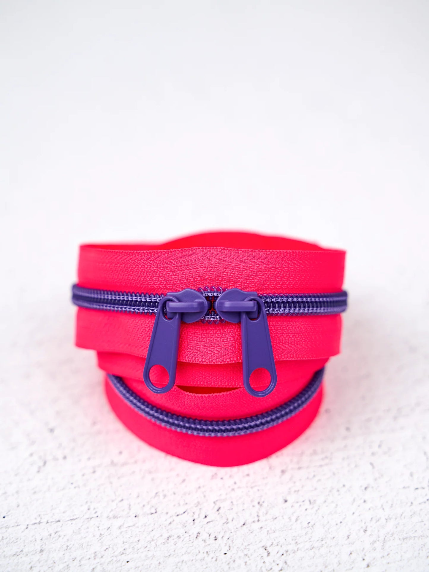 Handbag Zipper || Renaissance Ribbon || Raspberry Rave