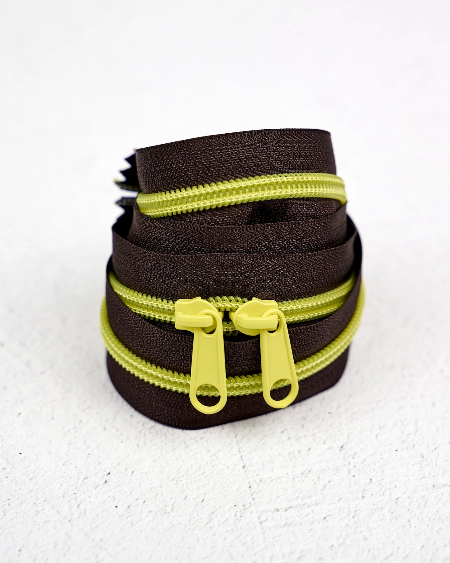 Handbag Zipper || Renaissance Ribbon || Voltage