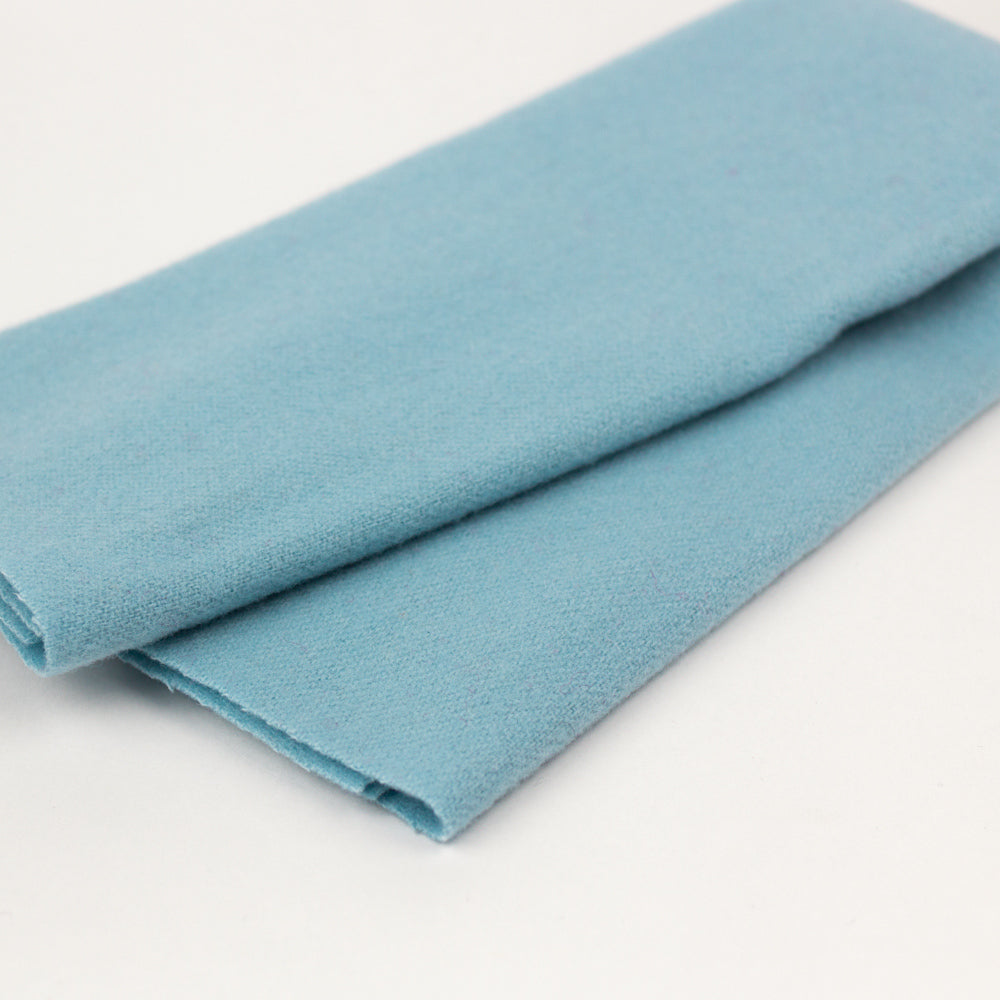 Sue Spargo Wool Fabric - Baby Blue - Fat 1/8th